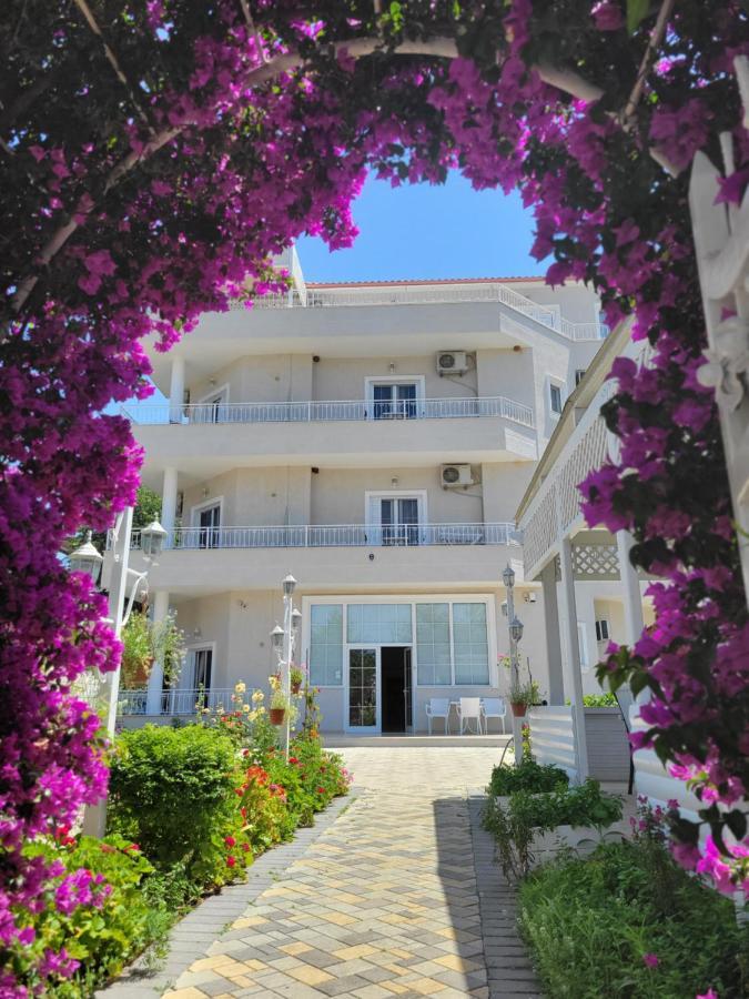 Villa August 사밀 외부 사진