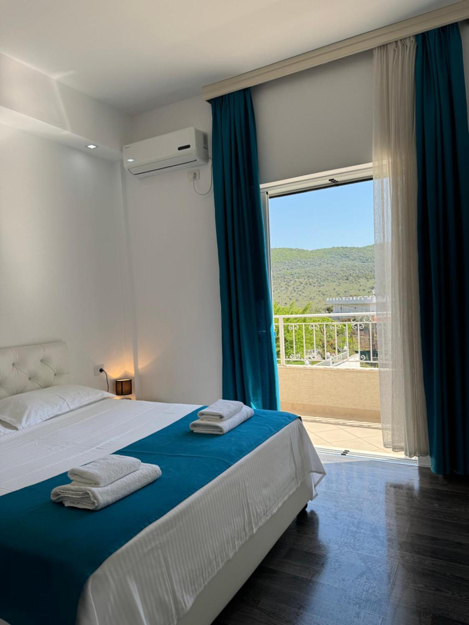 Villa August 사밀 외부 사진