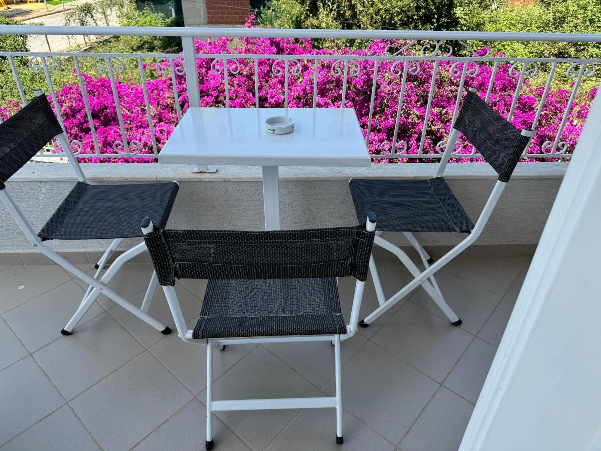 Villa August 사밀 외부 사진